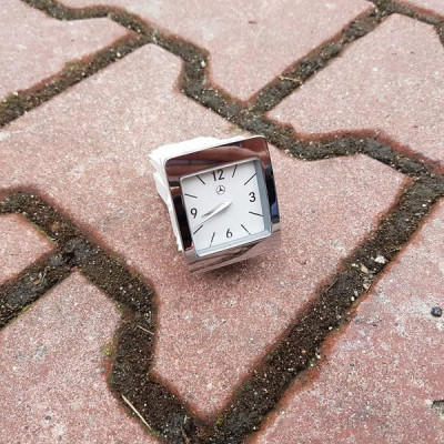 Zegar zegarek Mercedes W218 CLS A2188270070