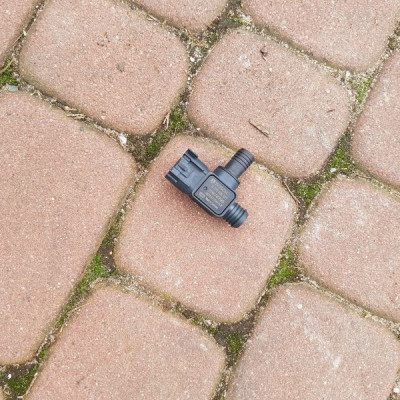 Czujnik serwa Opel Astra J ZAFIRA C 0265005321