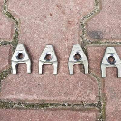 Łapka uchwyt wtrysku Movano B Master III 2.3 DCI