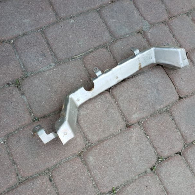 Mocowanie pokrywy silnika Insignia 2.0T 12639416