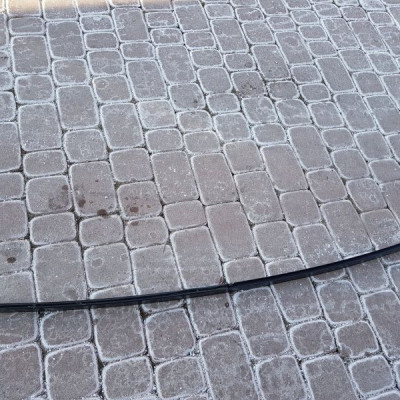 Listwa szyby przednia Vivaro Trafic 8200153466