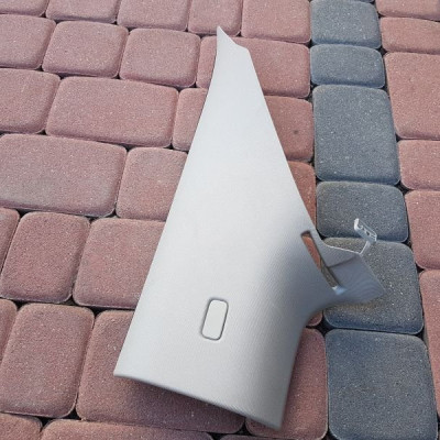 Osłona słupka tył prawa OPEL INSIGNIA 13221260