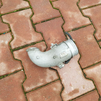 Rura kolanko Opel Astra J Insignia 55559697