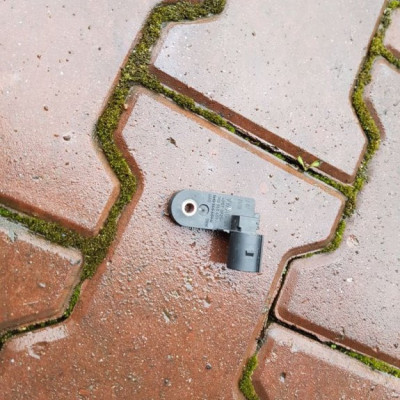 CZUJNIK POMPY HAMULCOWEJ VOLKSWAGEN 1K0945459A