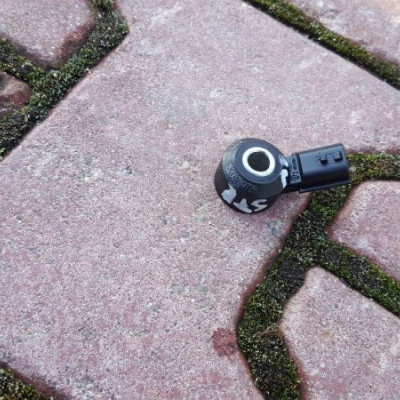 CZUJNIK STUKOWY RENAULT NISSAN 8200789728