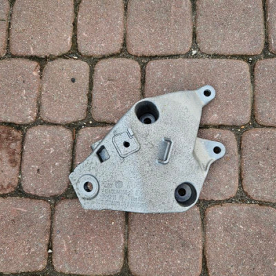 Łapa mocowanie skrzyni silnika Toyota Supra MK5 BMW 3.0 G20 G21 6876203