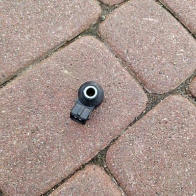 Czujnik stukowy spalania stukowego Toyota Supra MK5 BMW 3.0 G20 G21 7636937