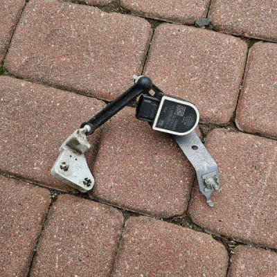 Poziomica swiateł czujnik Toyota Supra MK5 BMW 3.0 G20 6870000 6870000 02