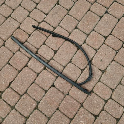 Uszczelka zgarniacz lewy komory Toyota Supra MK5 BMW 3.0 G20 G21 8811023