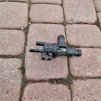 Zawór paliwa zbiornika Toyota Supra MK5 BMW 3.0 G20 G21 764310606 7643106