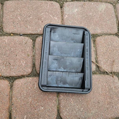 Kratka wentylacyjna Toyota Supra MK5 BMW 3.0 G20 G21 608290 60829010