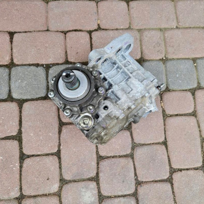 Reduktor most napędowy uszkodzony na czesci Opel Insignia B