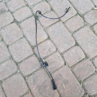 Czujnik ABS hamulcowy przód przedni Renault Captur II 2 479106575R