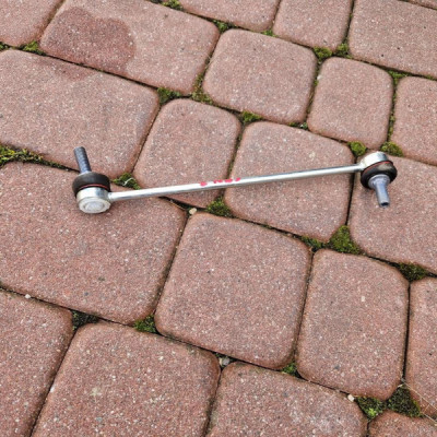 Łacznik stabilizatora ORYG NOWY Renault Captur II 2 546181427R