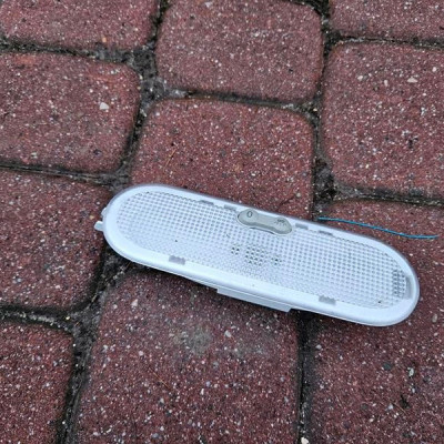 Lampka podsufitki kabiny Vivaro B Trafic III Talento 264301390R