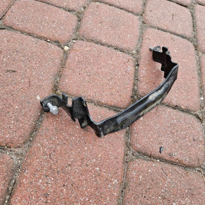 Uchwyt mocowanie akumulatora Vivaro B Trafic III Talento 244380003R