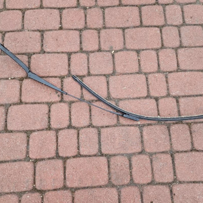 Ramie wycieraczki lewe EU Vivaro B Trafic III Talento 288810103R