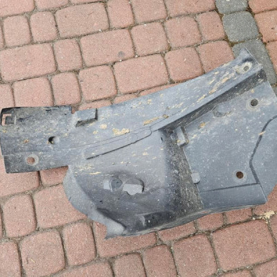 Nadkole przód przednie lewe Vivaro B Trafic III Talento 638438990R 93462463