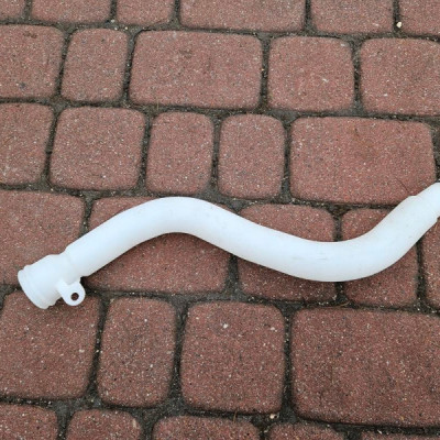 Rura wlew płynu spryskiwaczy Vivaro B Trafic III Talento 289150497R