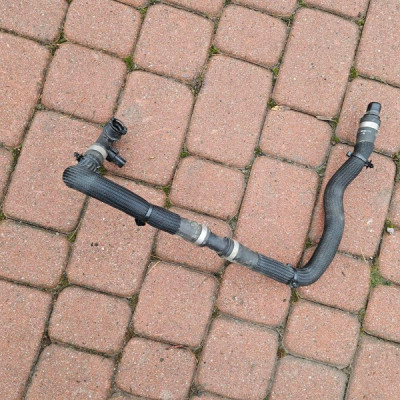 Przewód rura wąż wody 2.0DCI LIFT Vivaro B Trafic III Talento