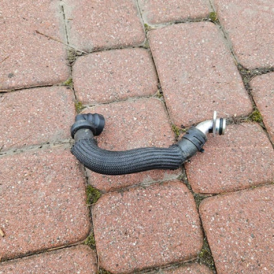 Przewód rura wąż wody 2.0DCI LIFT Vivaro B Trafic III Talento