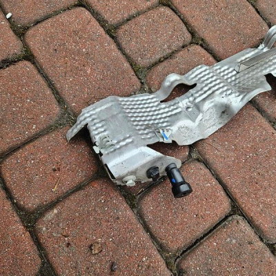 Osłona termiczna obudowa 2.0DCI LIFT Vivaro B Trafic III Talento