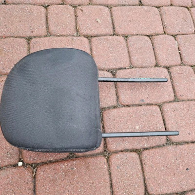 Zagłowek fotela przód tył Vivaro B Trafic III Talento