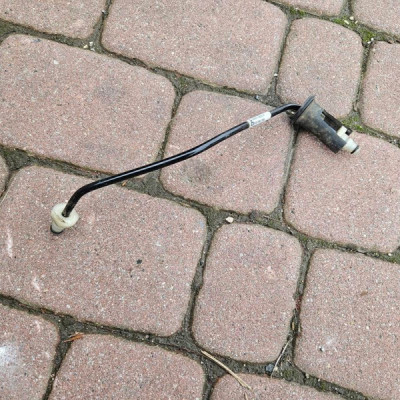 Przewód sprzęgła rurka wysprzęglik Vivaro B Trafic III 308510938R