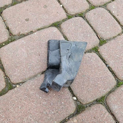 Absorber błotnika wyciszenie Vivaro B Trafic III Talento 668925871R