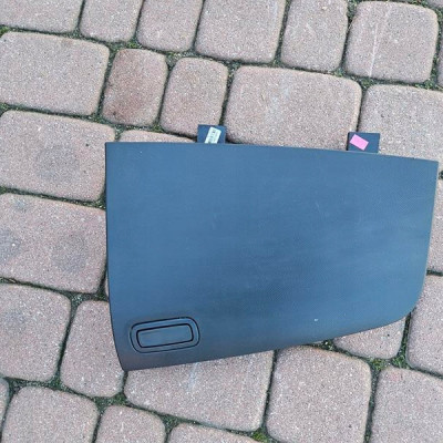 Schowek deski obudowa czarna półka Vivaro B Trafic III Talento