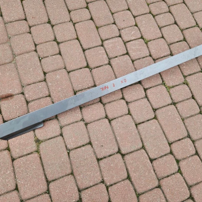 Listwa obudowa osłona szyna prawa prowadnica Vivaro B Trafic III Talento