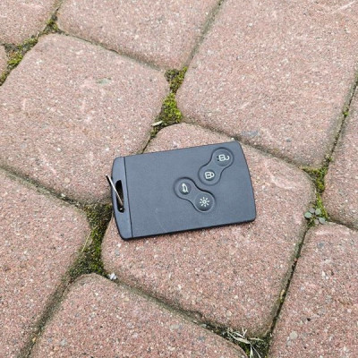 Kluczyk karta KEYLESS obudowa Vivaro B Trafic III Talento