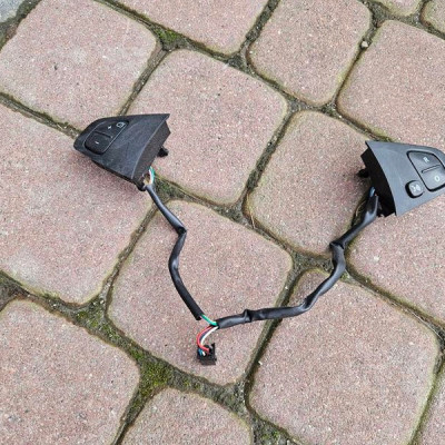 Przełącznik multifunkcja kierownica sterowanie Vivaro B Trafic III Talento