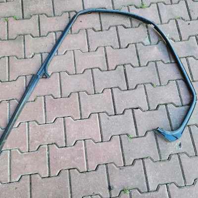 Uszczelka drzwi przód przedni lewa lewych Vivaro B Trafic III Talento