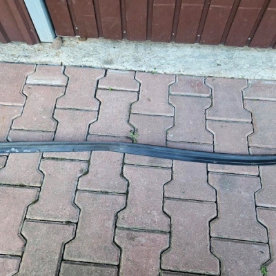 Uszczelka drzwi zgarniacz Vivaro B Trafic III Talento