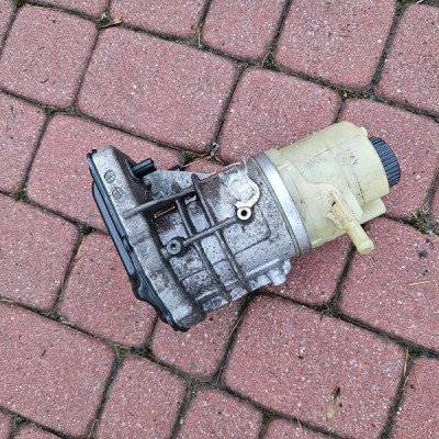 Pompa wspomagania ORYGINAŁ Vivaro B Trafic III Talento 491100616R