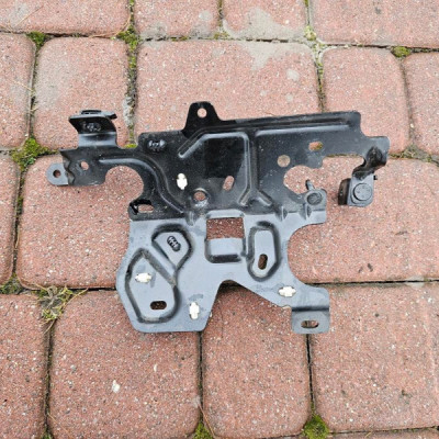 Uchwyt wspornik silnika 2.0D LIFT Vivaro B Trafic III Talento 241360897R