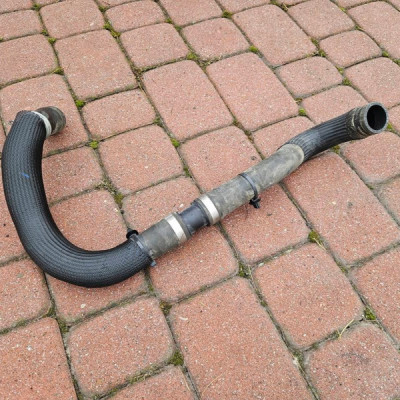 Przewód wody wąż rura 2.0D LIFT Vivaro B Trafic III Talento 924109557R