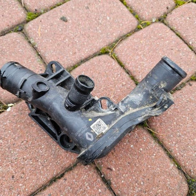 Przewód wody wąż rura 2.0D kruciec Vivaro B Trafic III Talento 213085870R