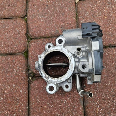 Przepustnica 2.0DCI LIFT Vivaro B Trafic III Talento 161A05894R