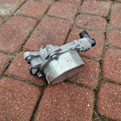 Pompa VACUM 2.0DCI LIFT Vivaro B Trafic III Talento 146500021R