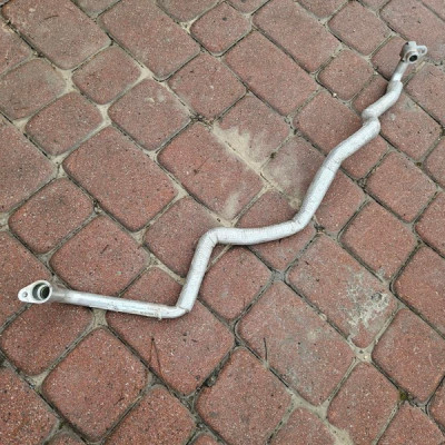 Przewód klimatyzacji 2.0DCI Vivaro B Trafic III Talento 924711663R 93460648