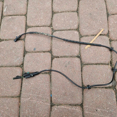 Czujnik ABS tył tylny koła Renault Captur II 2 479501475R