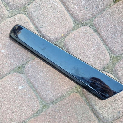 Listwa drzwi boczka osłona dekor Opel Corsa D 13234241