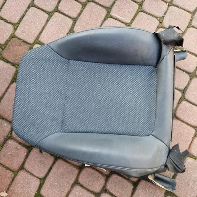 Siedzisko oparcie fotela przód kanapy skóra połskóra Opel Corsa D 5D