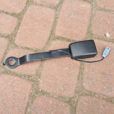 Zapinka pasa wpinka lewa przód Renault Captur 1 I 878177659R