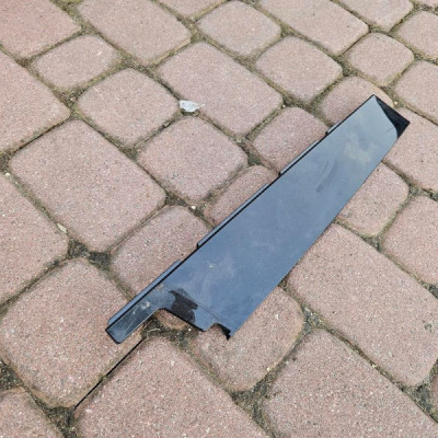 Listwa drzwi przód przednia połysk lewa Renault Captur II 2 802850162R