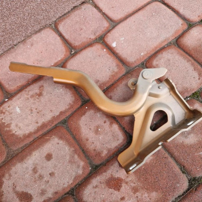 Zawias maski lewy prosty Renault Captur II 2 654017021R