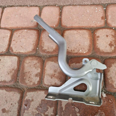 Zawias maski lewy prosty Renault Captur II 2 654017021R