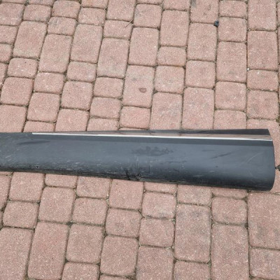 Listwa drzwi przód przednia lewa chrom Renault Captur II 2 808770154R